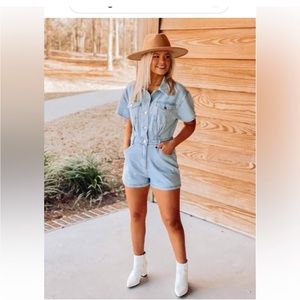 Le Lis Light Denim Romper